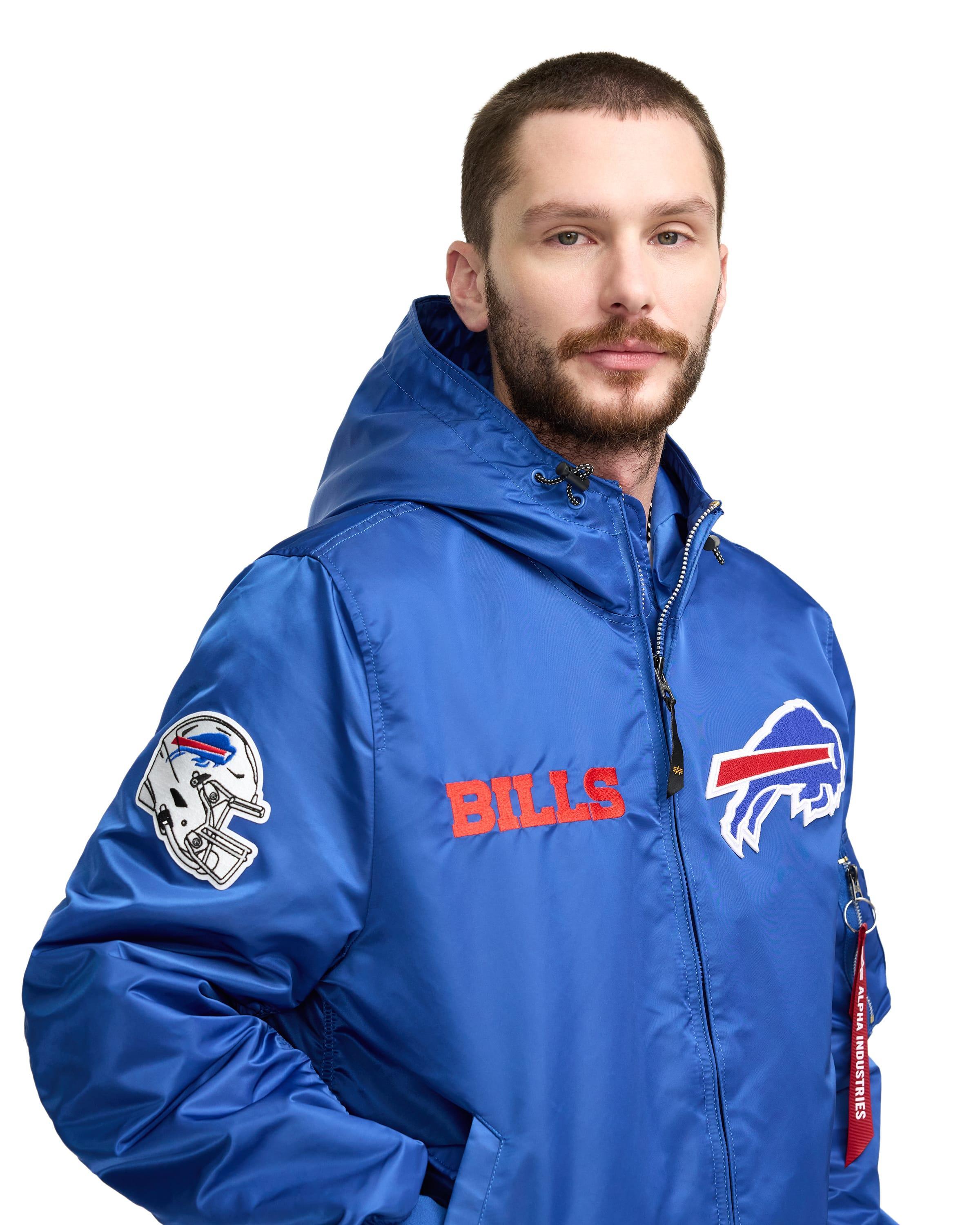 Alpha Industries x Dallas Cowboys L-2B Hooded Bomber Jacket Male Product Image