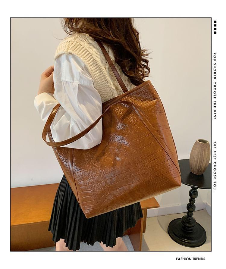 Plain Faux Leather Tote Bag Product Image