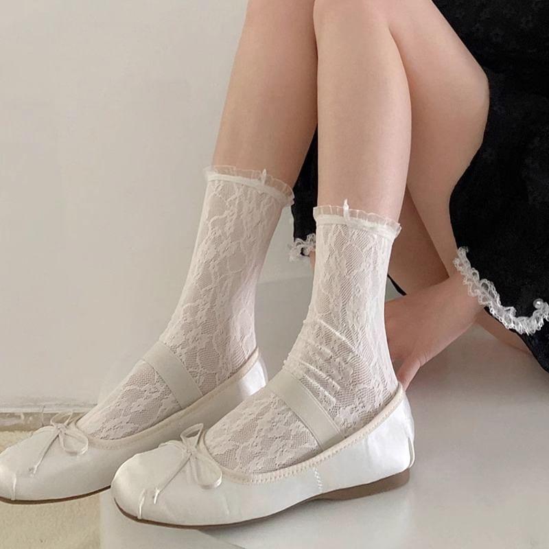 Mesh Ruffle Lace Socks Product Image