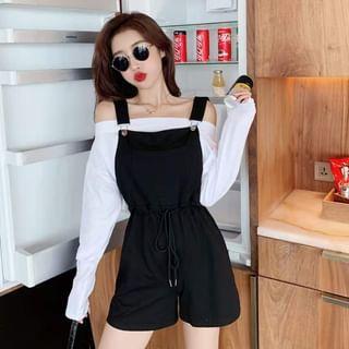 Off Shoulder Plain Top / Plain Lace Up Jumpsuit Product Image