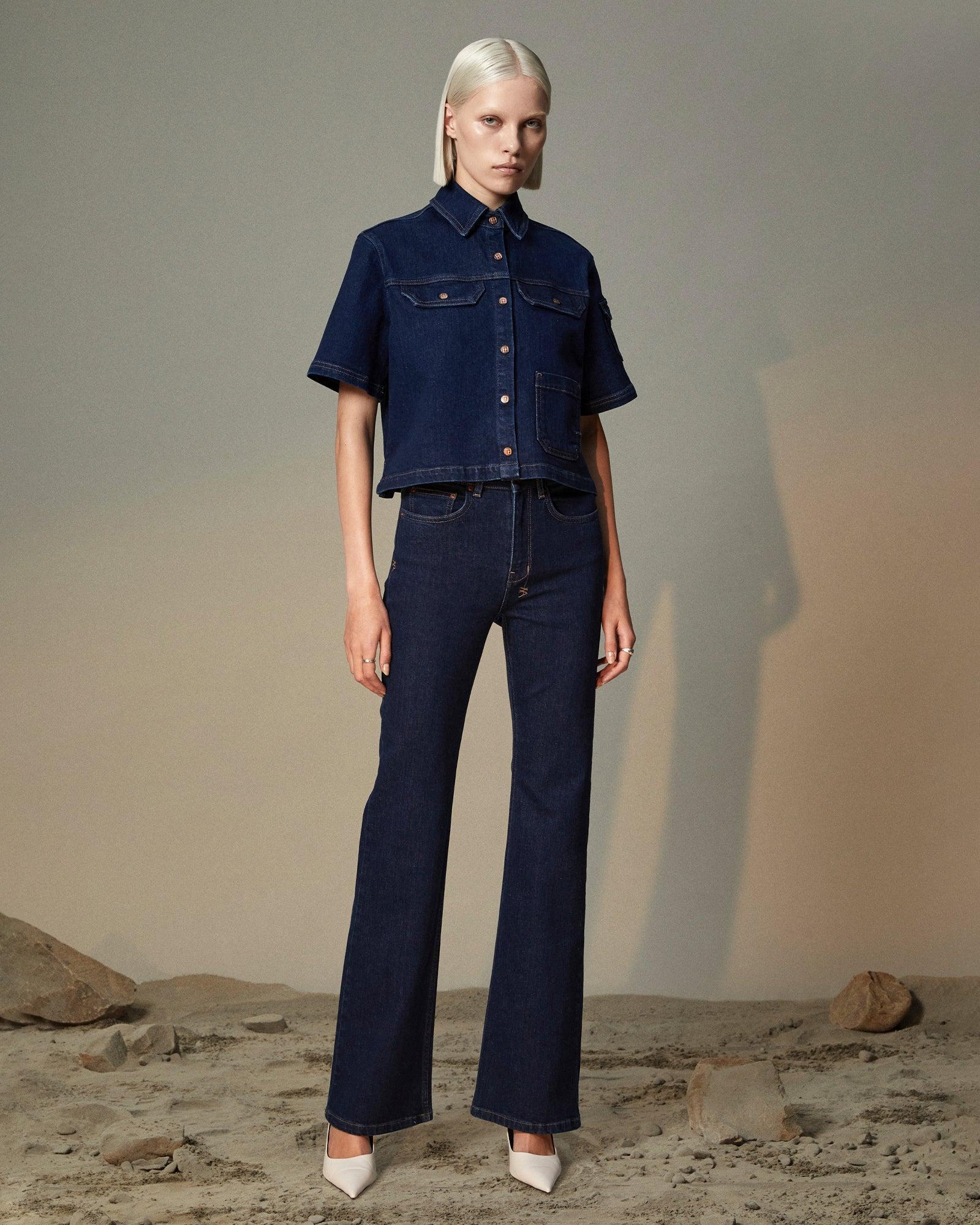 CARGO SS SHIRT LEGACY Female Product Image