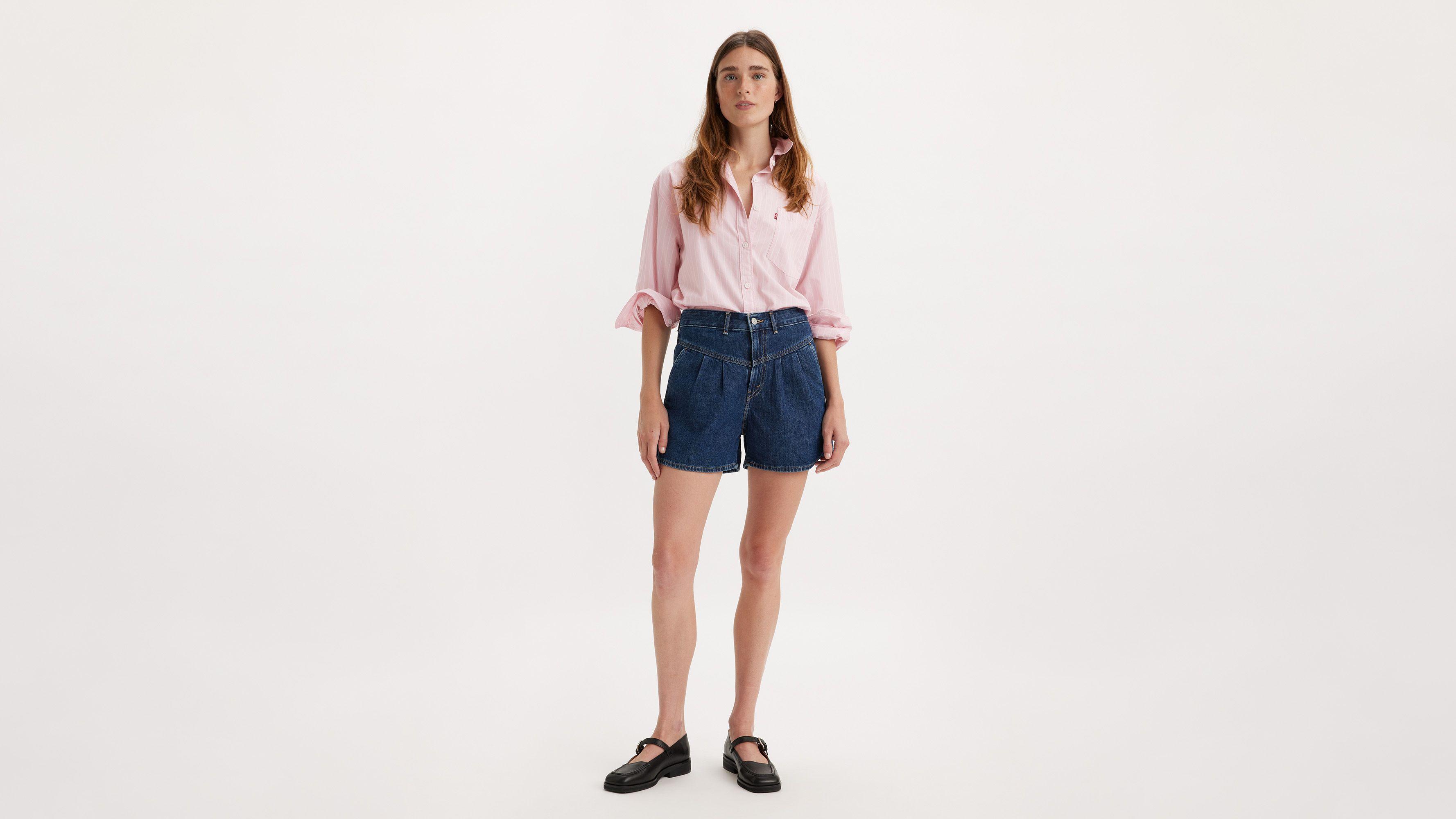 Levis Mom Featherweight Womens Shorts Product Image