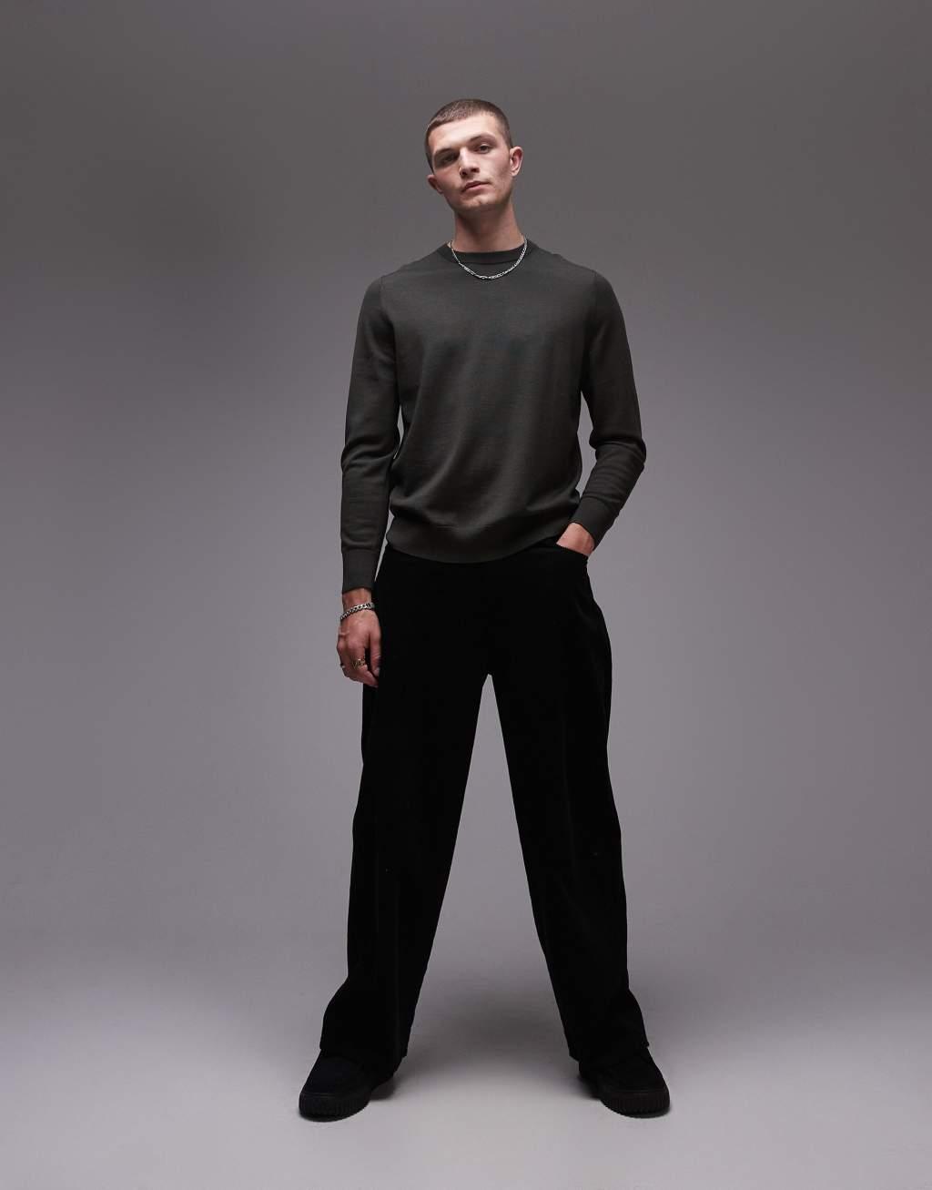 ARKET merino wool sweater with crew neck in green Product Image