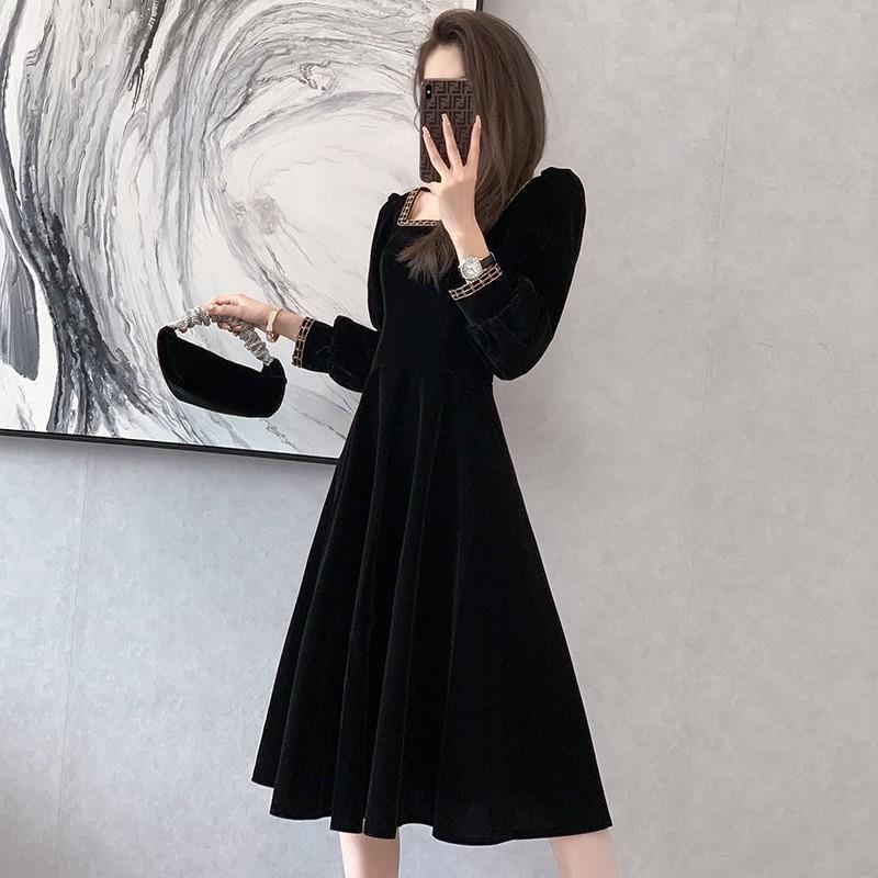 Long-Sleeve Square Neck Velvet Midi A-Line Dress Product Image