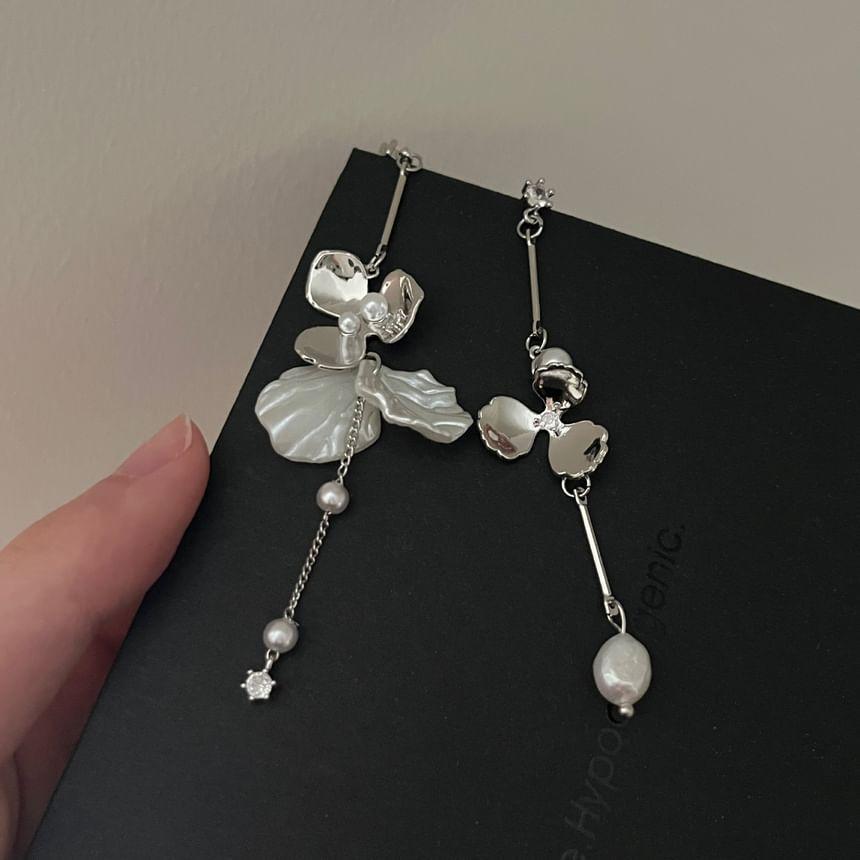 Alloy Flower Faux Pearl Drop Earrings Product Image