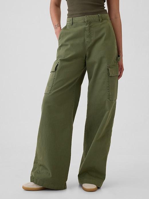 Low Rise Cargo Baggy Khakis Product Image