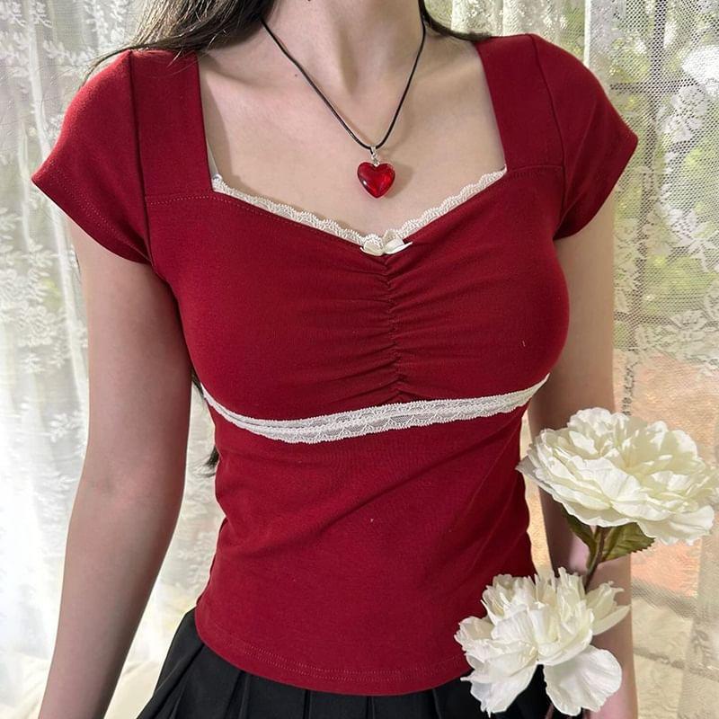 Short Sleeve / Long Sleeve Square-Neck Lace-Trim Bow Accent Ruched Slim-Fit Crop Top Product Image