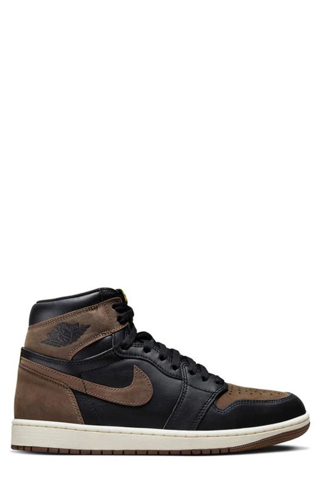 JORDAN Men's Air  1 Retro High Og Shoes In Brown/black/gold Product Image