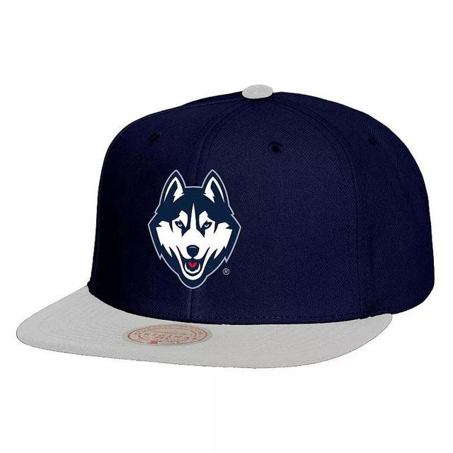 Mens Mitchell & Ness /White UConn Huskies 2-Tone 2.0 Snapback Hat, Blue Product Image