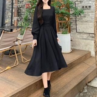 Puff-Sleeve square-Neck Plain Midi A-Line Dress Product Image