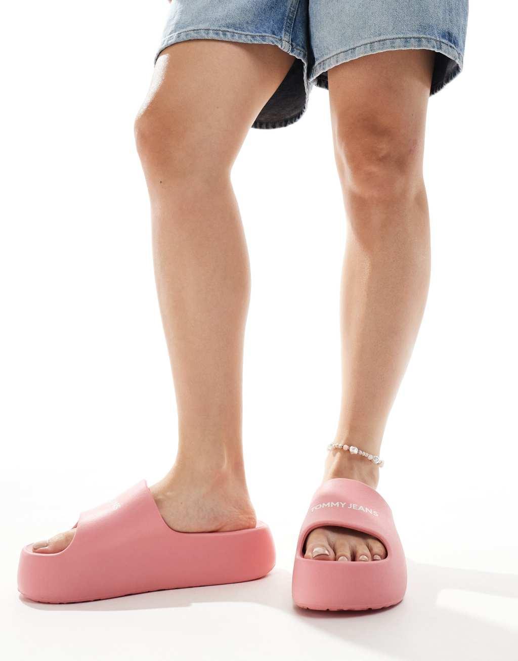 Tommy Jeans chunky flatform slides in pink Product Image