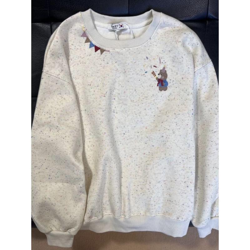 Crewneck Bear Print Pullover Product Image