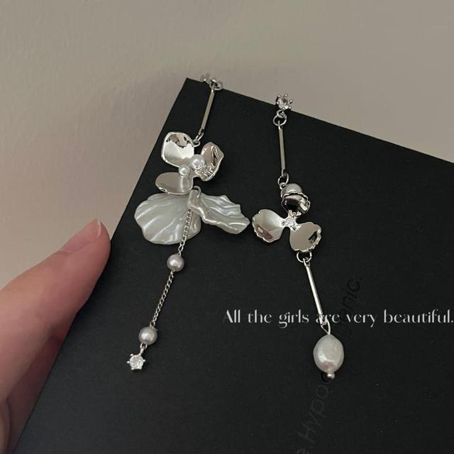 Alloy Flower Faux Pearl Drop Earrings Product Image