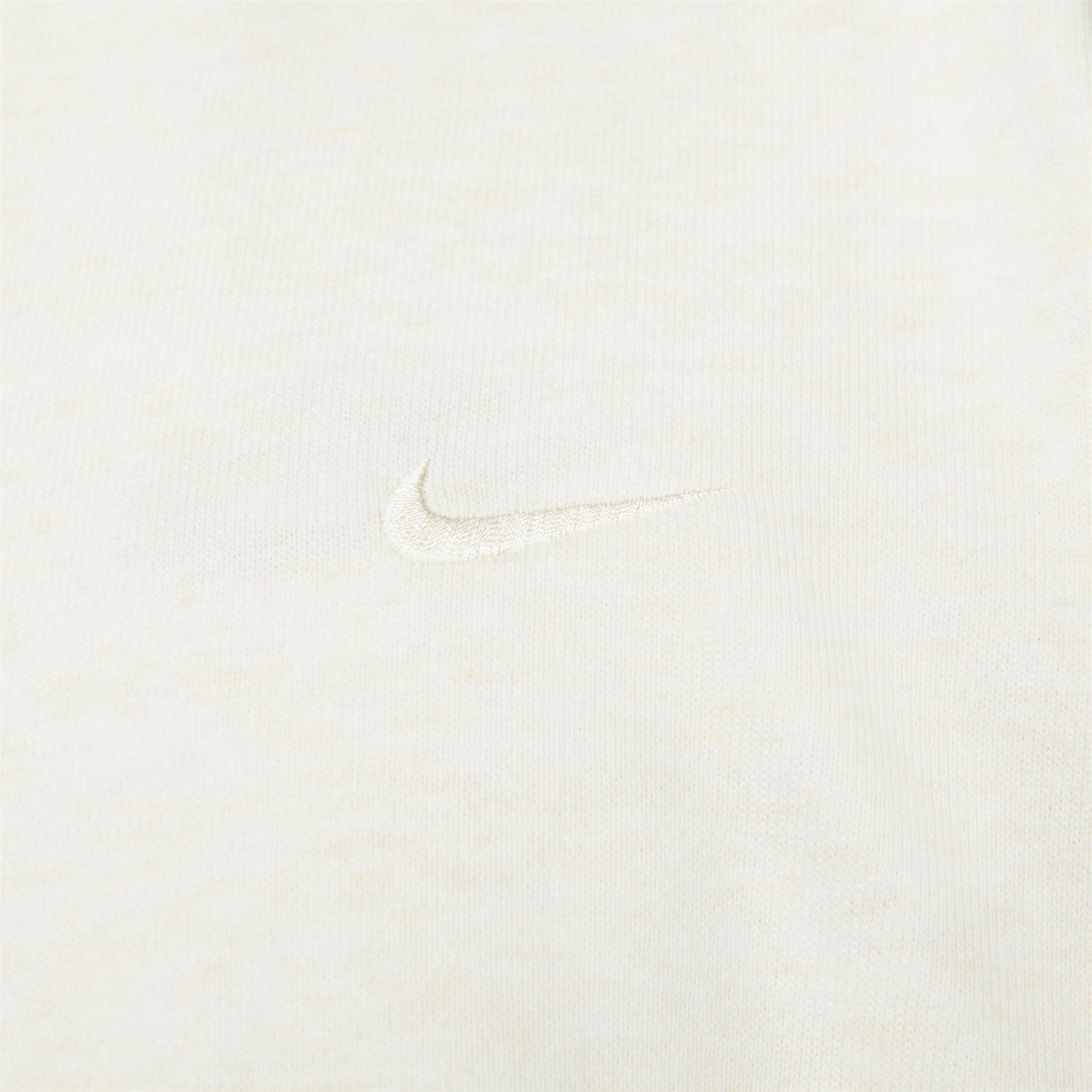 Nike Dri-FIT Standard Issue Crewneck Sweatshirt Product Image