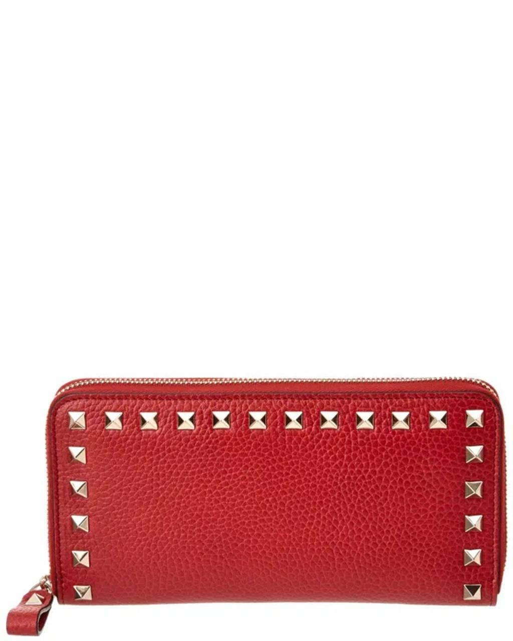 Rockstud Grainy Leather Zip Around Wallet In Red Product Image