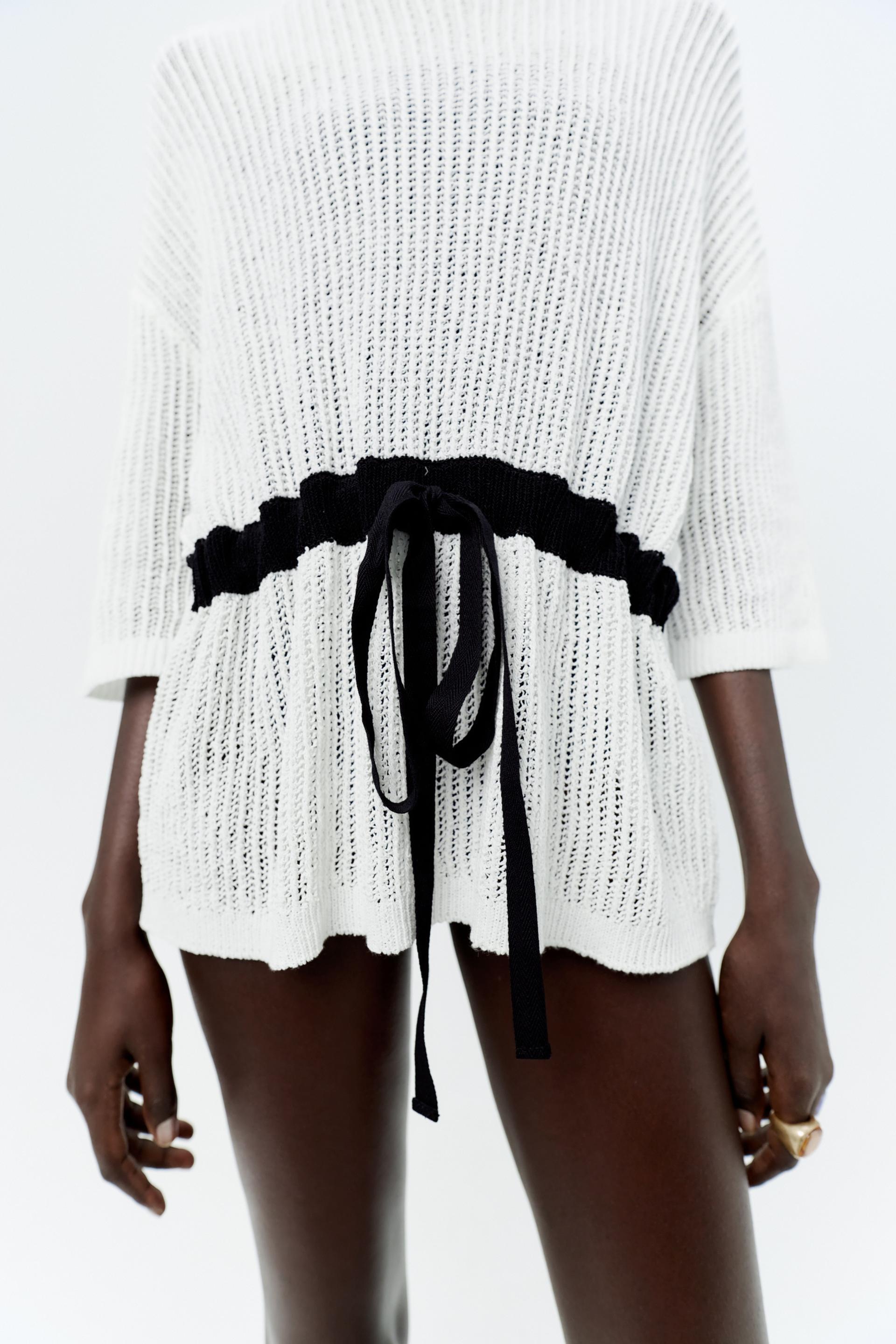 CONTRASTING ROPE KNIT SWEATER Product Image