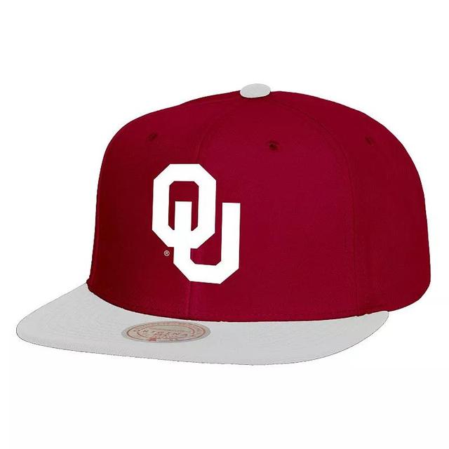 Mens Mitchell & Ness Crimson/White Oklahoma Sooners 2-Tone 2.0 Snapback Hat Product Image