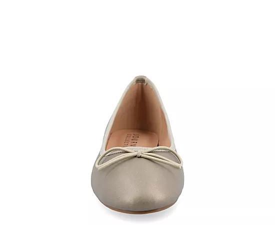 Journee Collection Womens Vika Flat Product Image