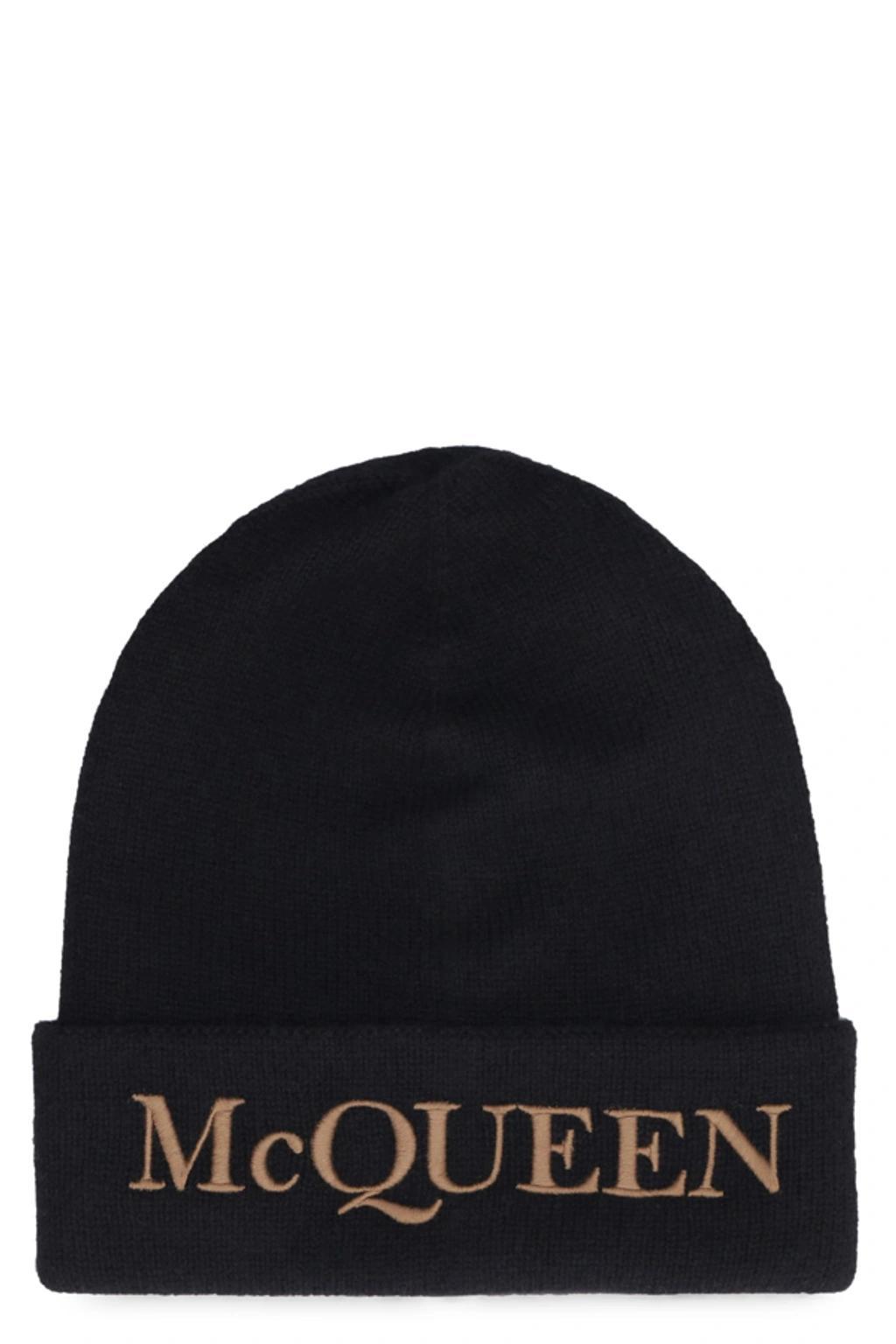 Embroidered Logo Cuffed Cashmere Beanie In Black Product Image