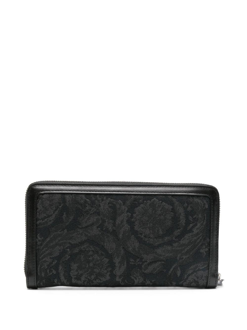 Logo-plaque Leather Wallet In Black Product Image