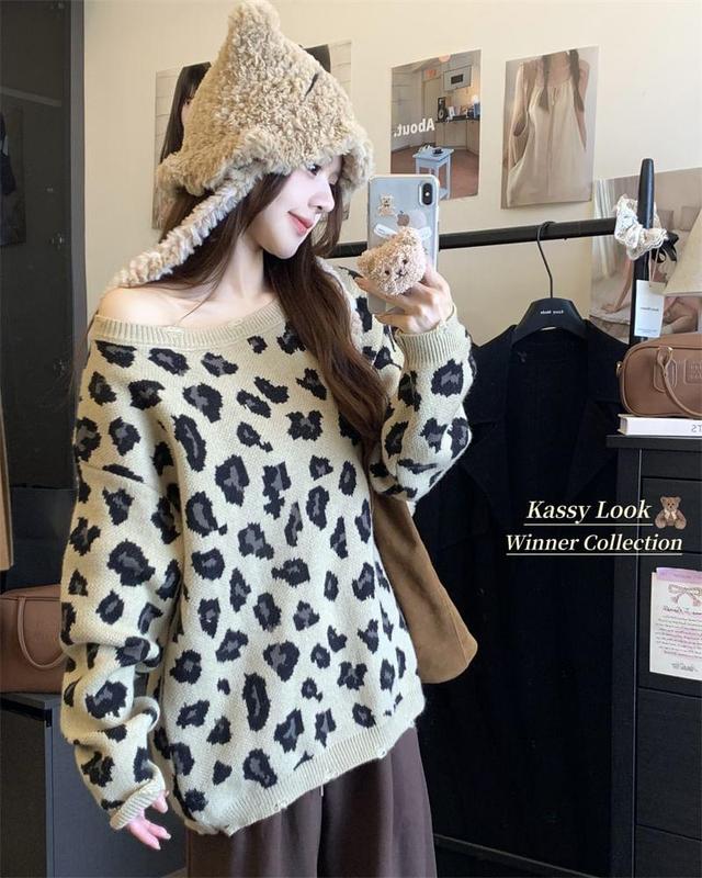 One Shoulder Leopard Patterned Distressed Sweater Product Image