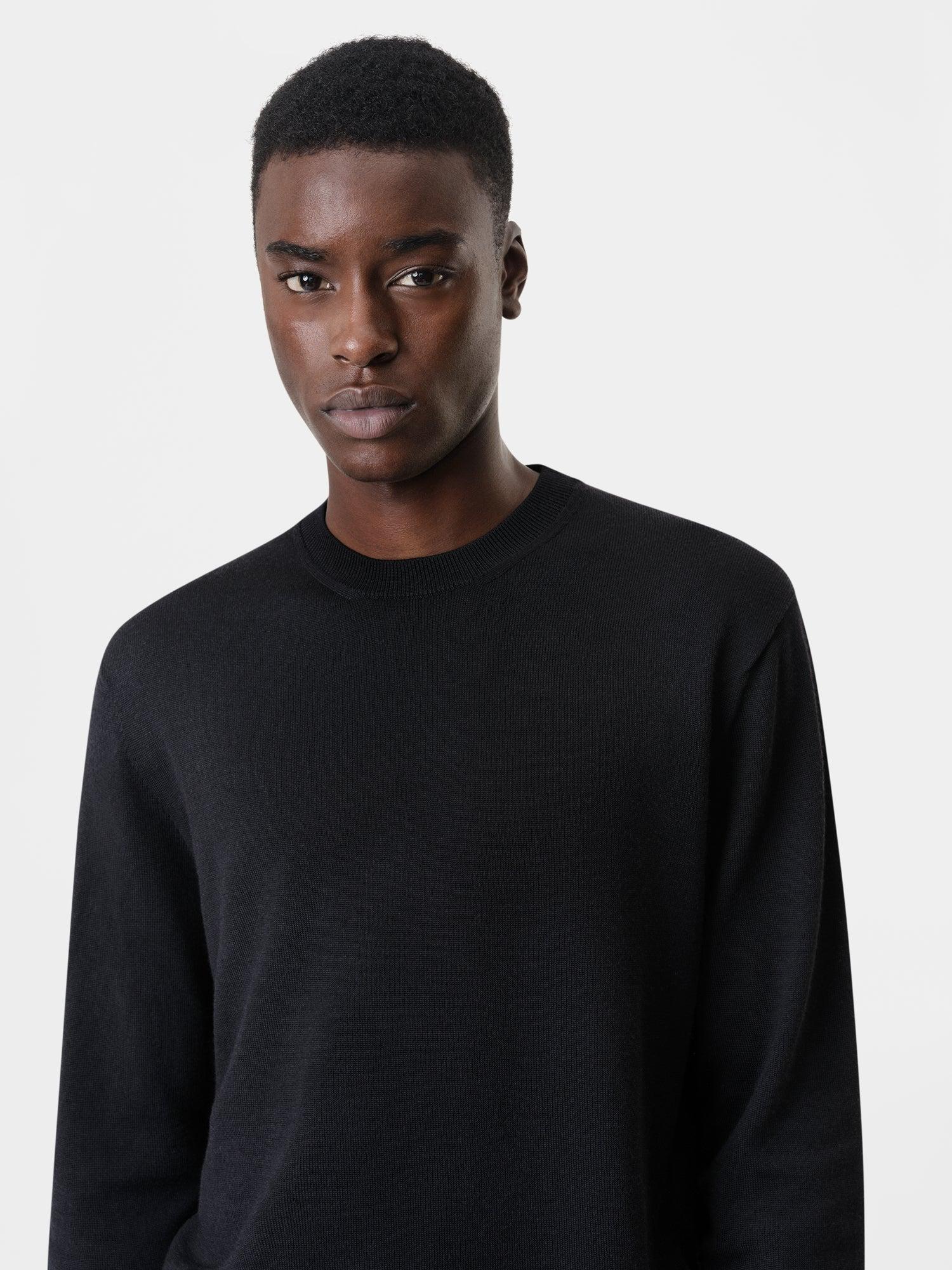 LONG SLEEVE CREW-BLACK Male Product Image