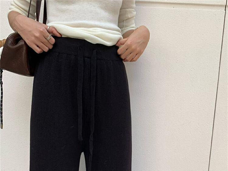 High Waist Plain Wide Leg Pants Product Image