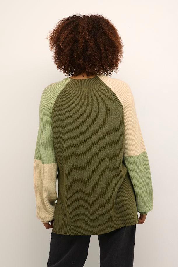 CUolivia Pullover Product Image