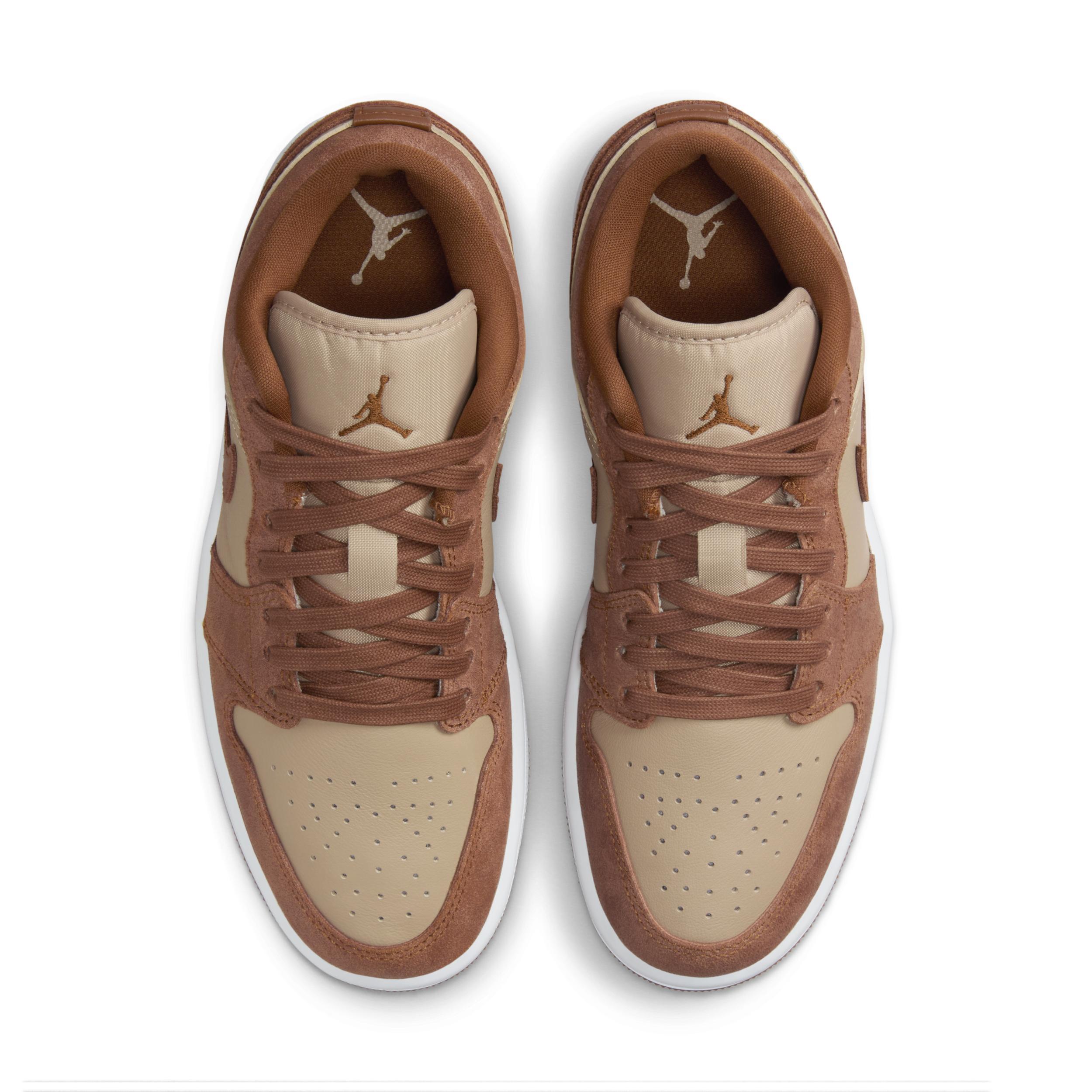 Women's Air Jordan 1 Low SE Shoes Product Image