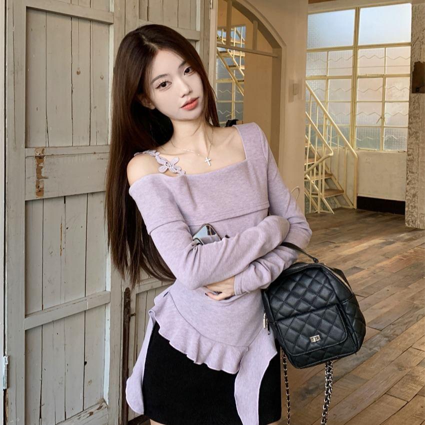 Long-Sleeve Asymmetrical Plain Top Product Image