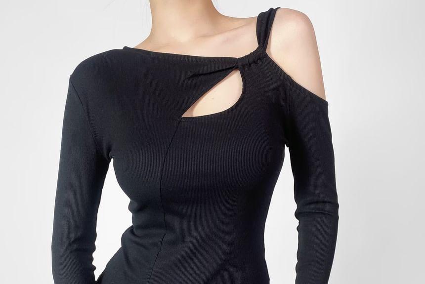 Long Sleeve Cold Shoulder Plain Cutout Top Product Image