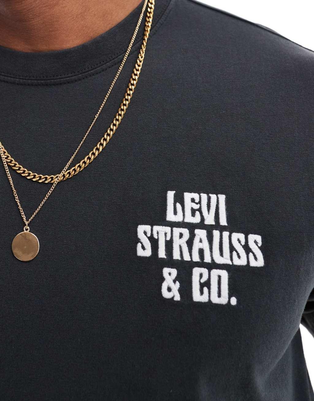 Levi's archive logo vintage fit heavy slub t-shirt in black Product Image