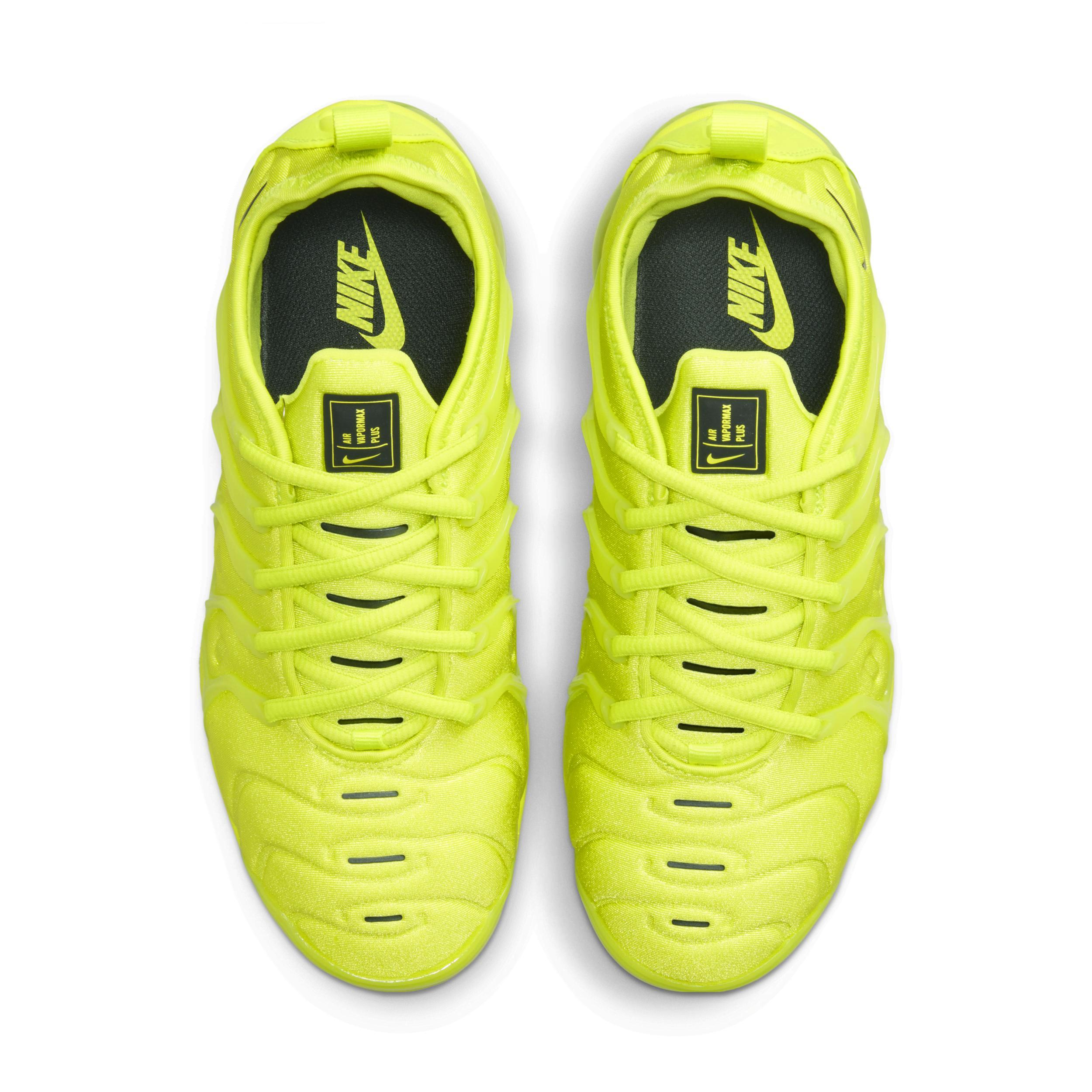 Nike Women's Air VaporMax Plus Shoes Product Image