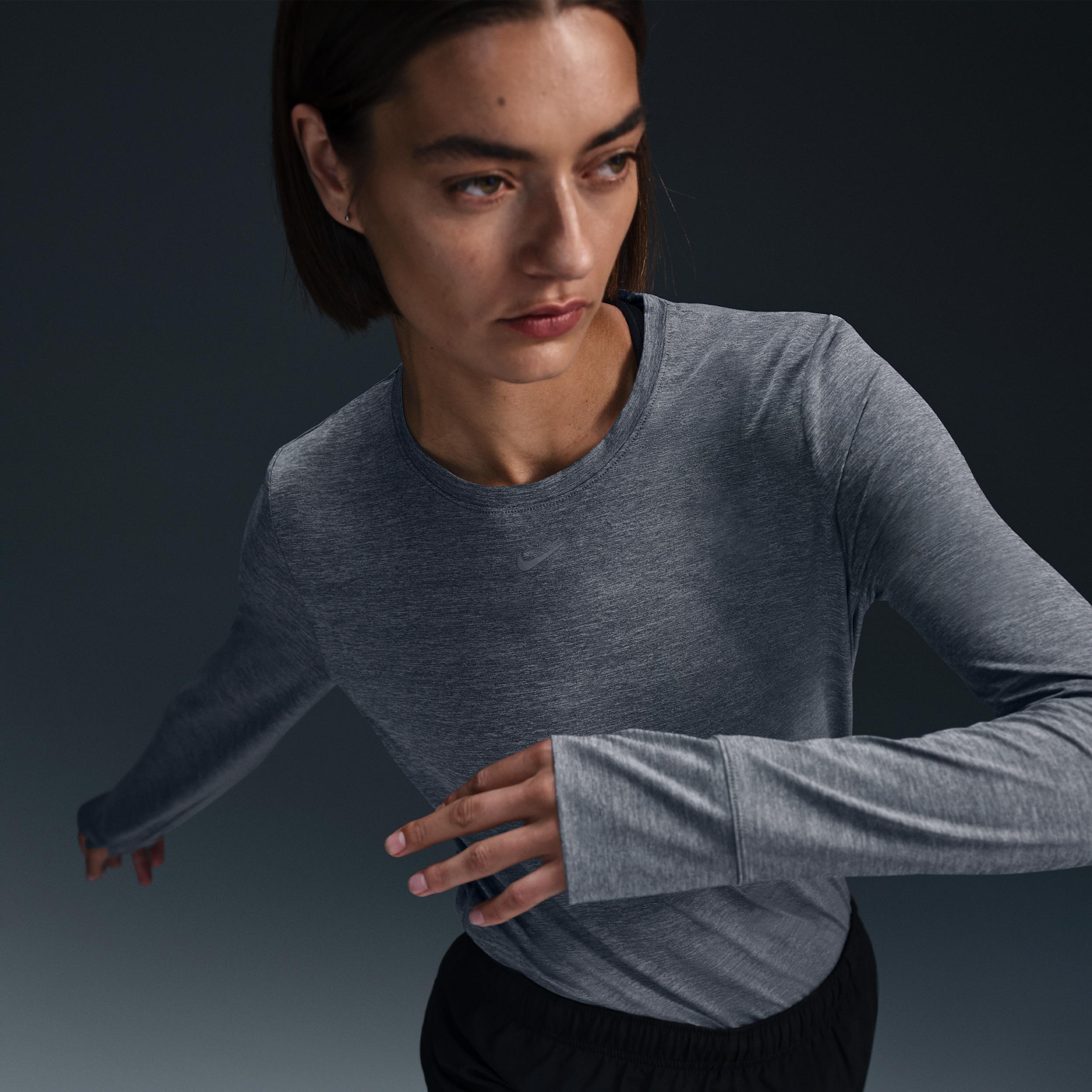 Nike One Classic Women's Dri-FIT Long-Sleeve Top Product Image