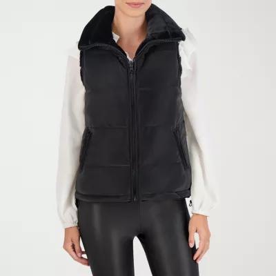 Reversible Womens Puffer Vest Product Image