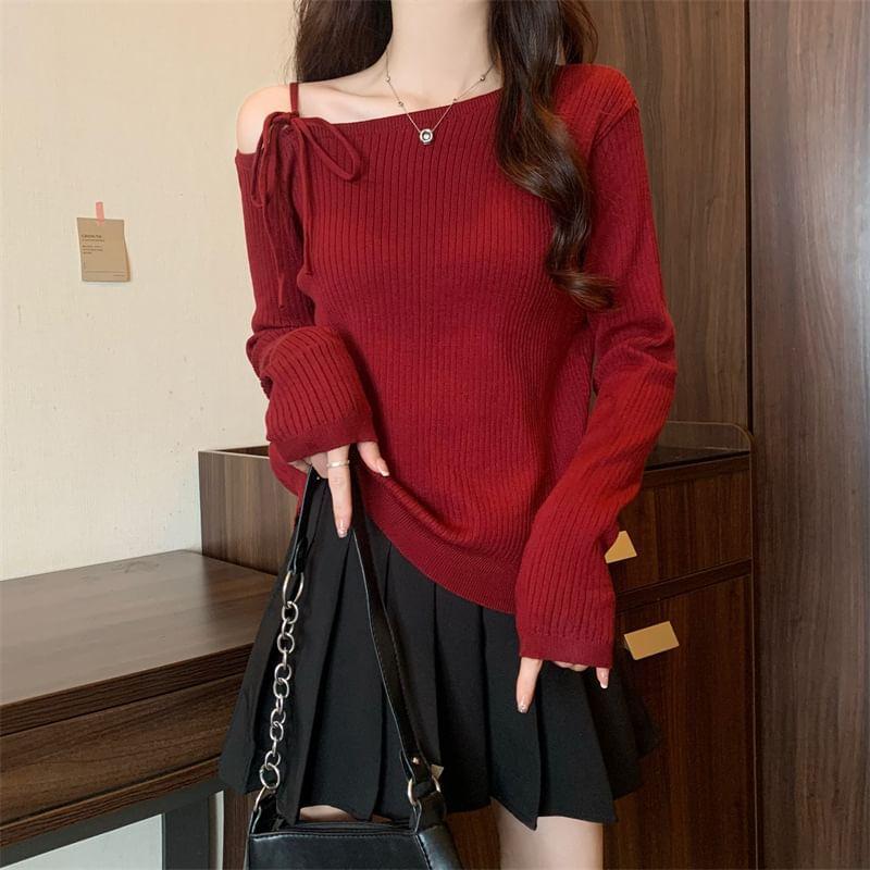 Long Sleeve Cold Shoulder Plain Tie-Up Ribbed Knit Top Product Image