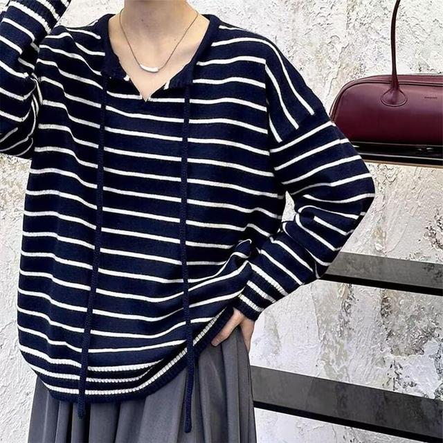 Long Sleeve Tie Neck Striped Knit Top Product Image