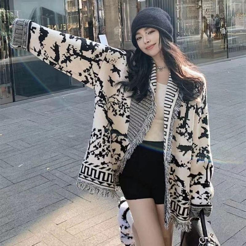 Lapel Collar Jacquard Fringed Cardigan Product Image