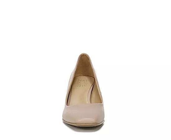 Naturalizer Womens Warner Dress Pumps Product Image