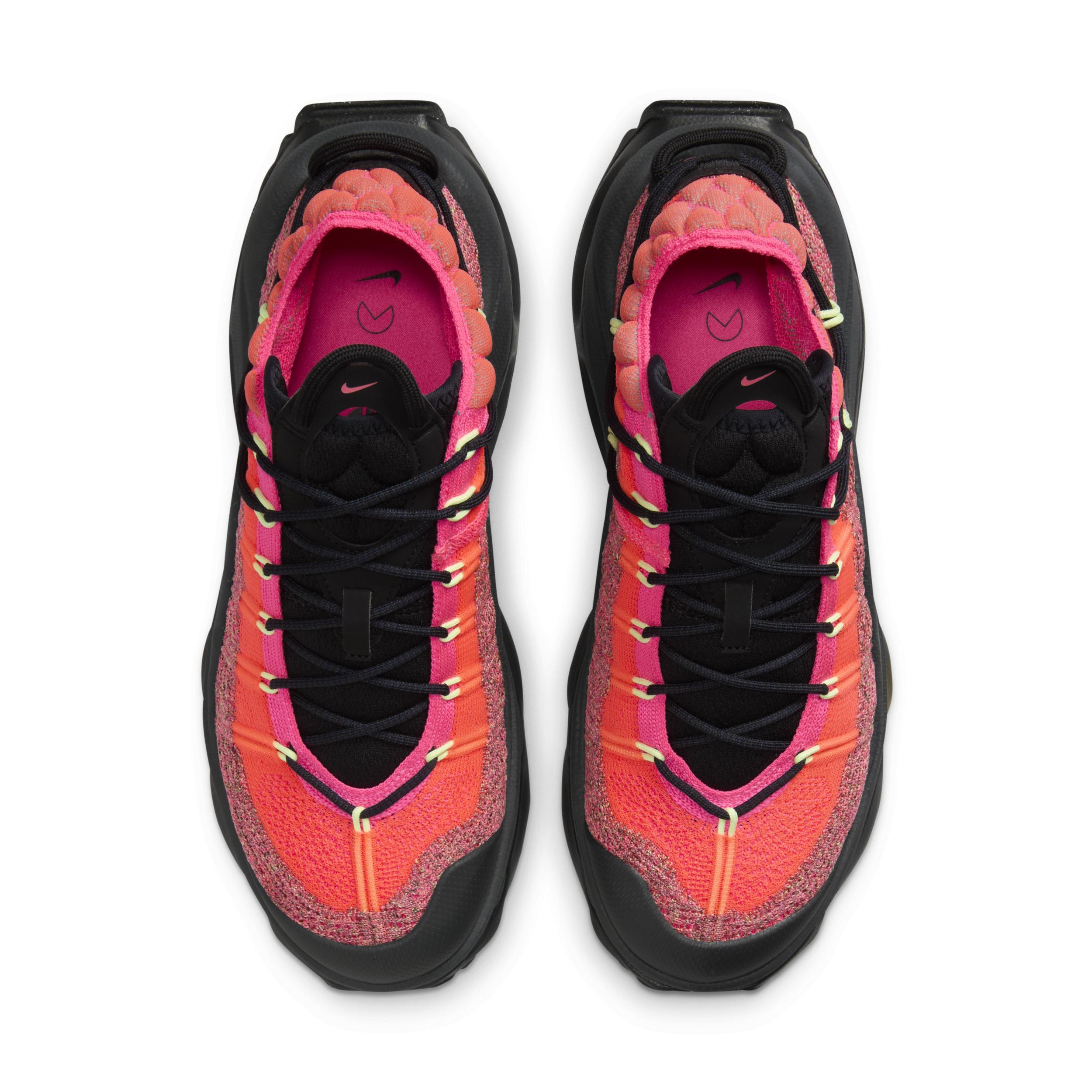 Nike Women's Air Max Flyknit Venture Shoes Product Image