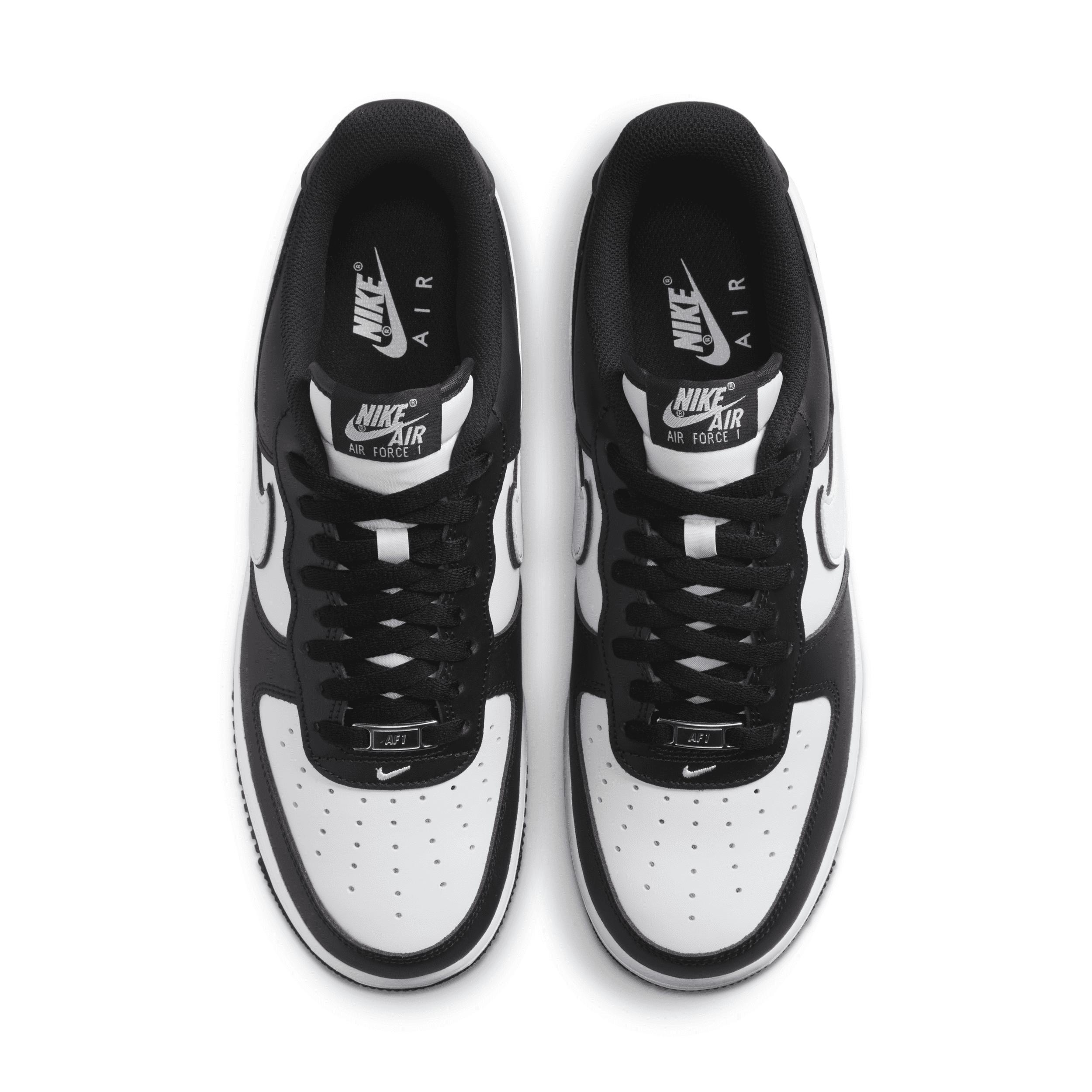 Nike Air Force 1 07 sneakers in white and black Product Image