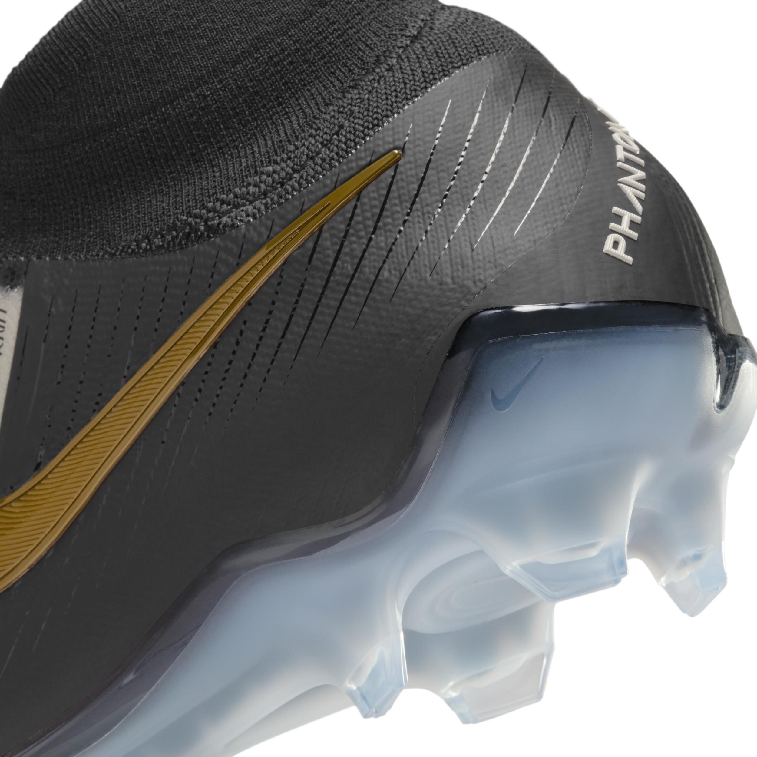 Nike Men's Phantom Luna 2 Elite FG High-Top Soccer Cleats Product Image