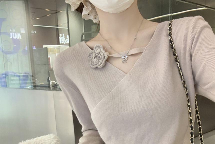 Long Sleeve V-Neck Plain Flower Detail Ruched Knit Wrap Top Product Image