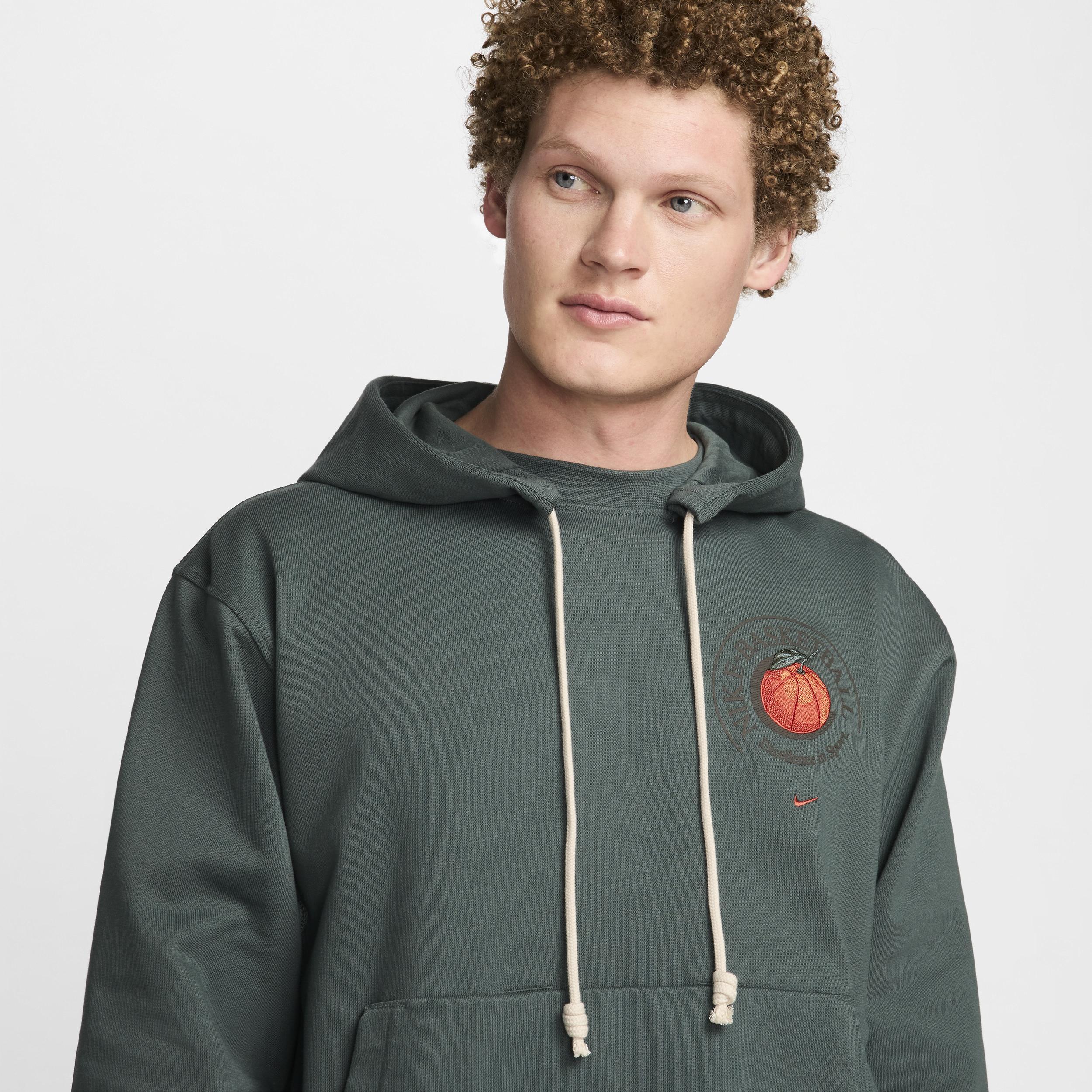 Nike Men's Standard Issue Dri-FIT Basketball Pullover Hoodie Product Image