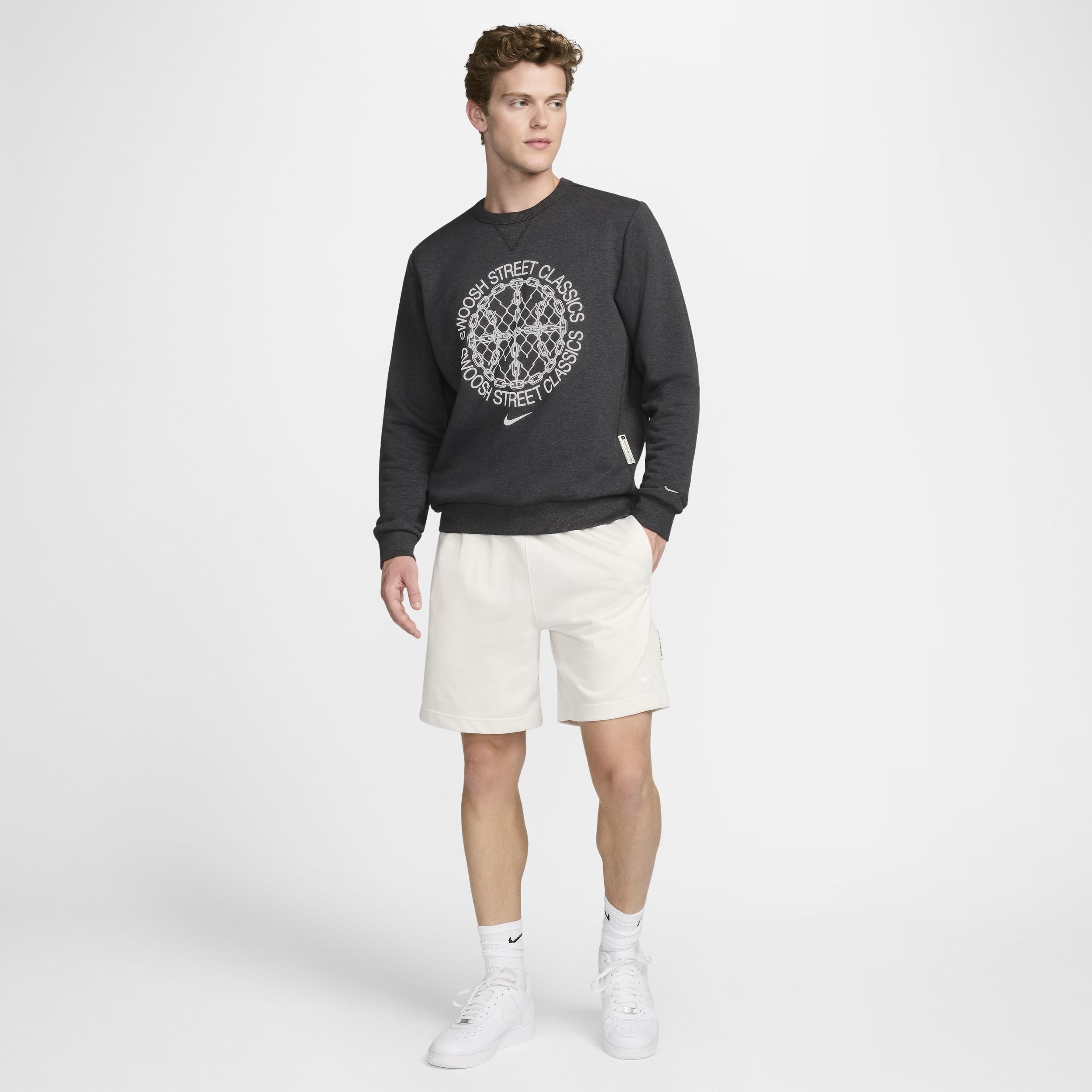 Nike Men's Standard Issue Dri-FIT Basketball Crew-Neck Sweatshirt Product Image