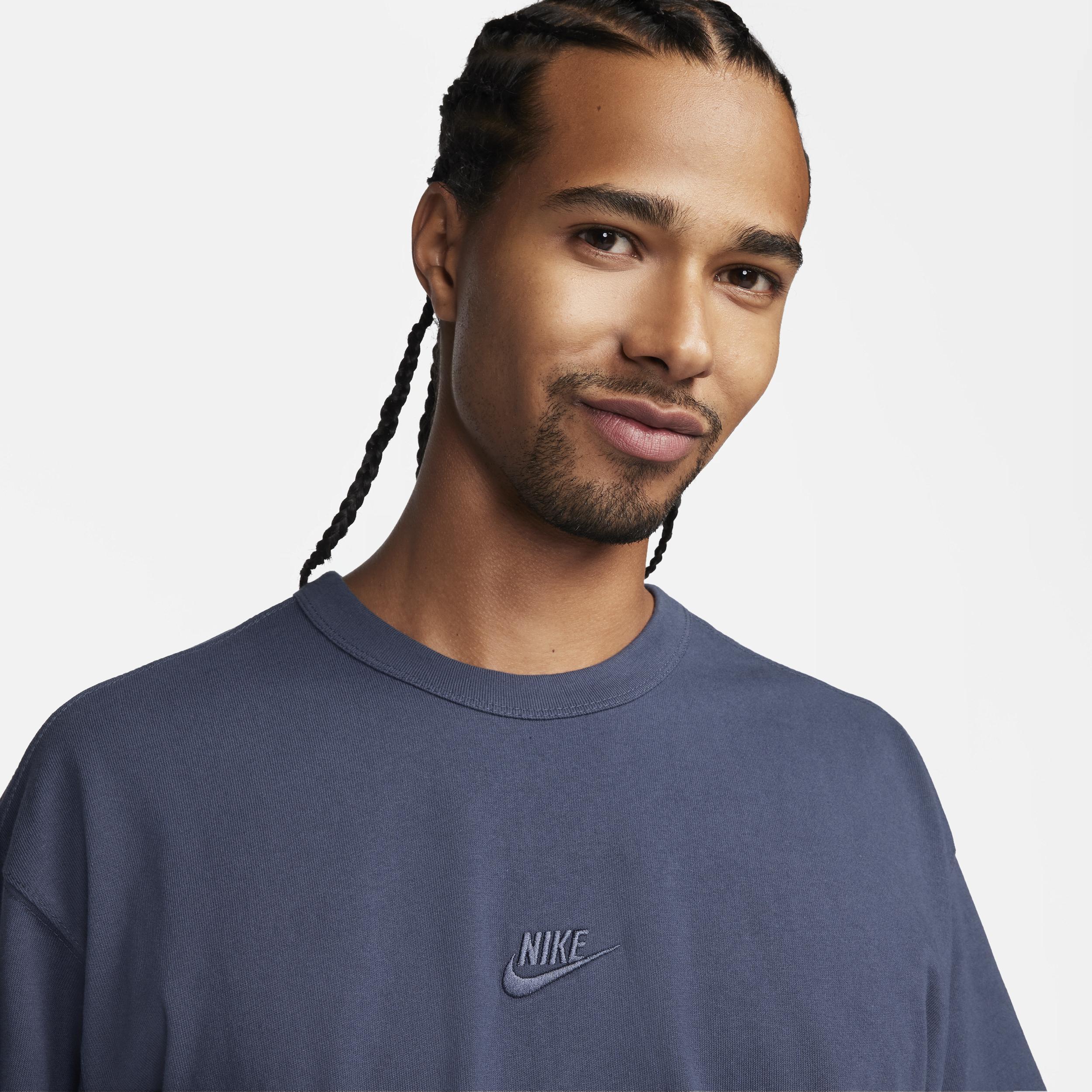 Men's Nike Sportswear Premium Essentials T-Shirt Product Image