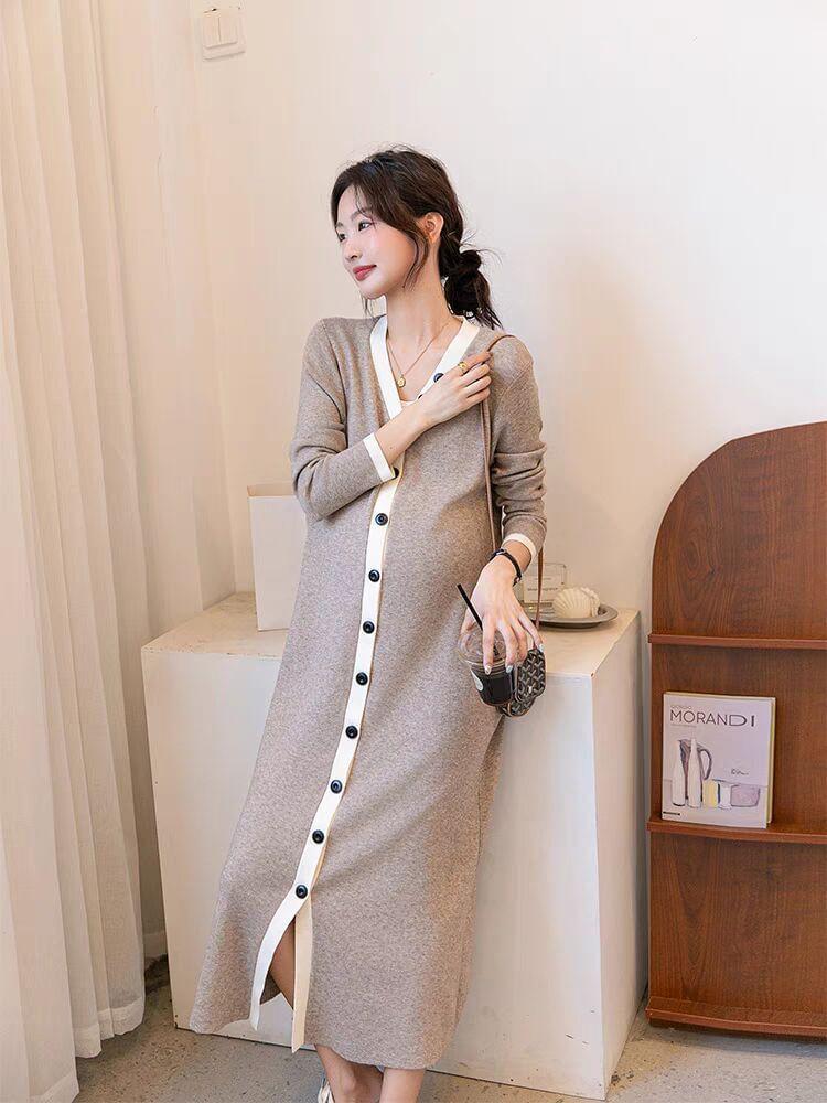 Maternity Long-Sleeve V-Neck Contrast Trim Button Front Midi A-Line Knit Dress Product Image