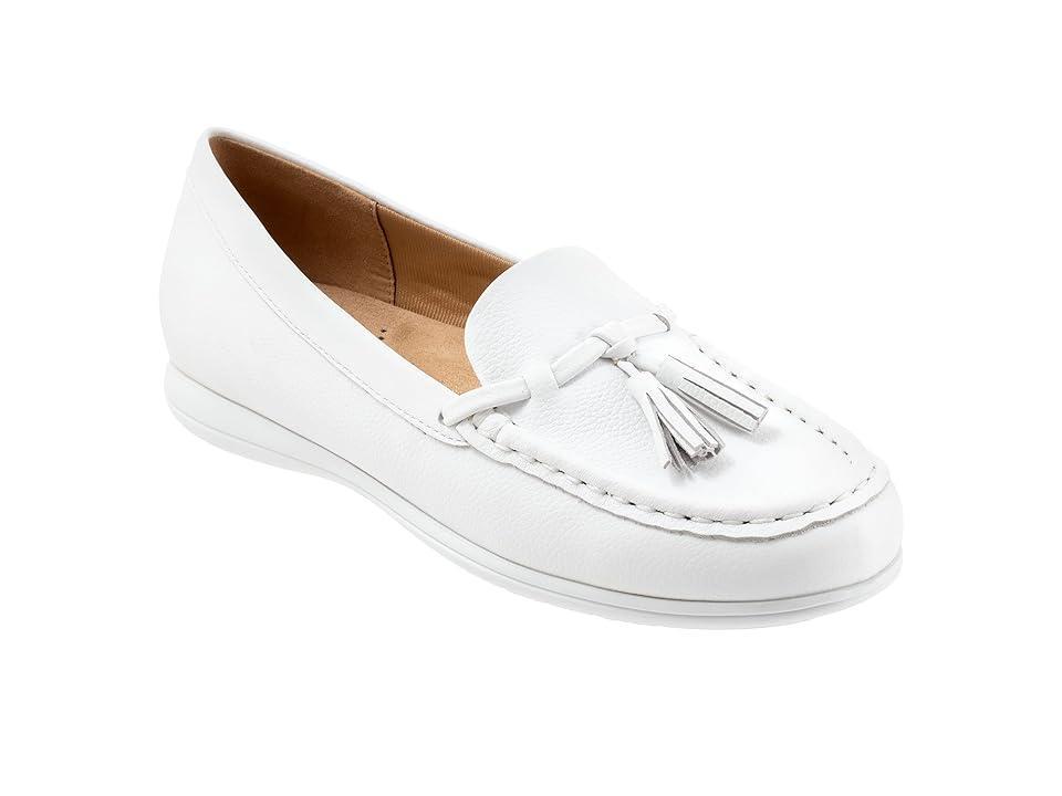 Trotters Dawson Tassel Loafer Product Image