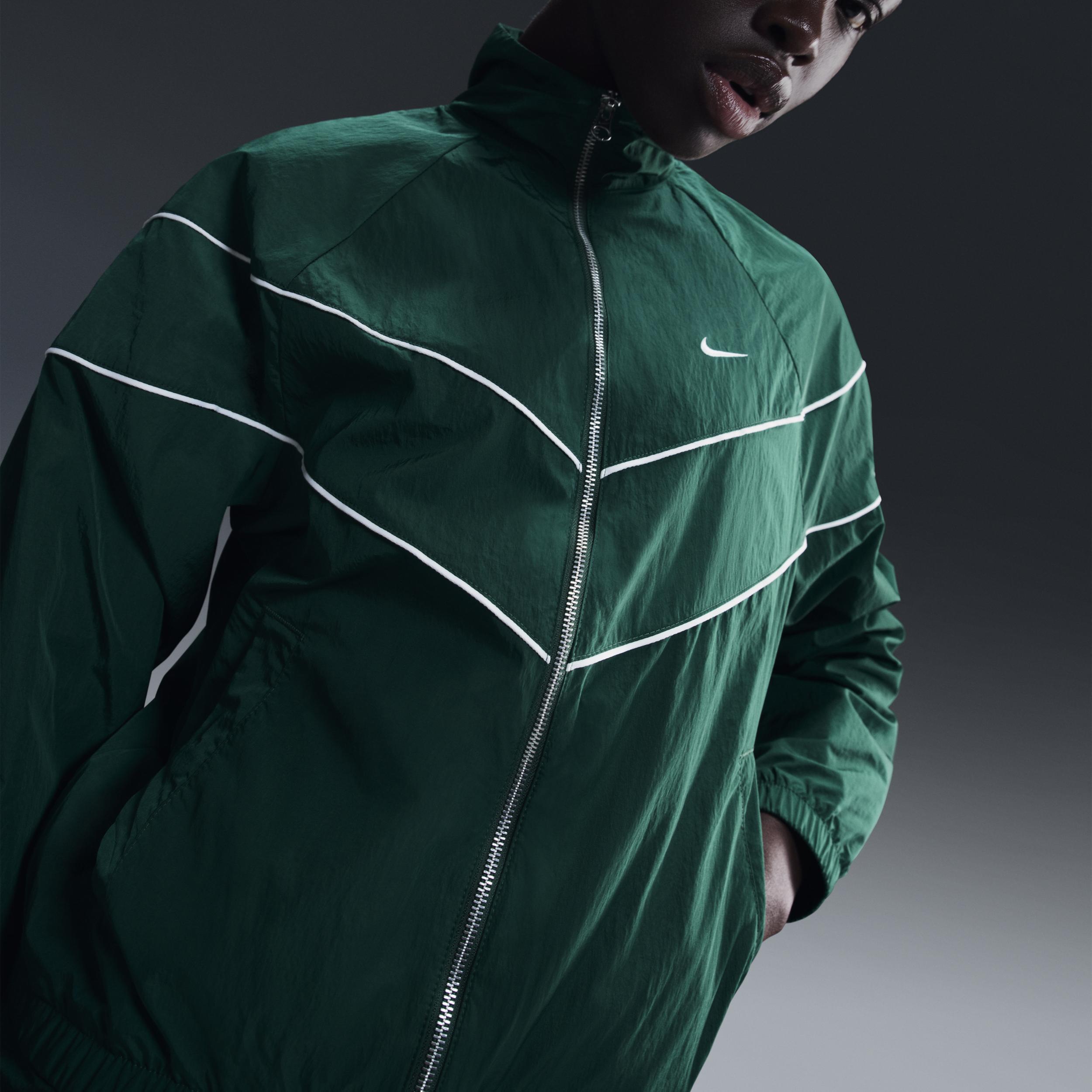 Nike Women's Windrunner Loose UV Woven Full-Zip Jacket Product Image