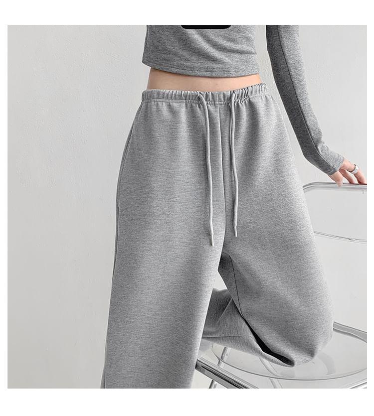 Drawstring Low-Rise Wide-Leg Sweatpants Product Image